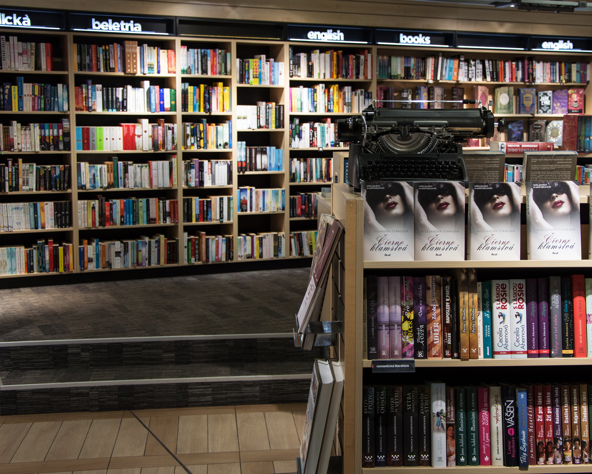 Self-Publishing and Book Distribution: How to Sell Your Book in Independent Bookstores